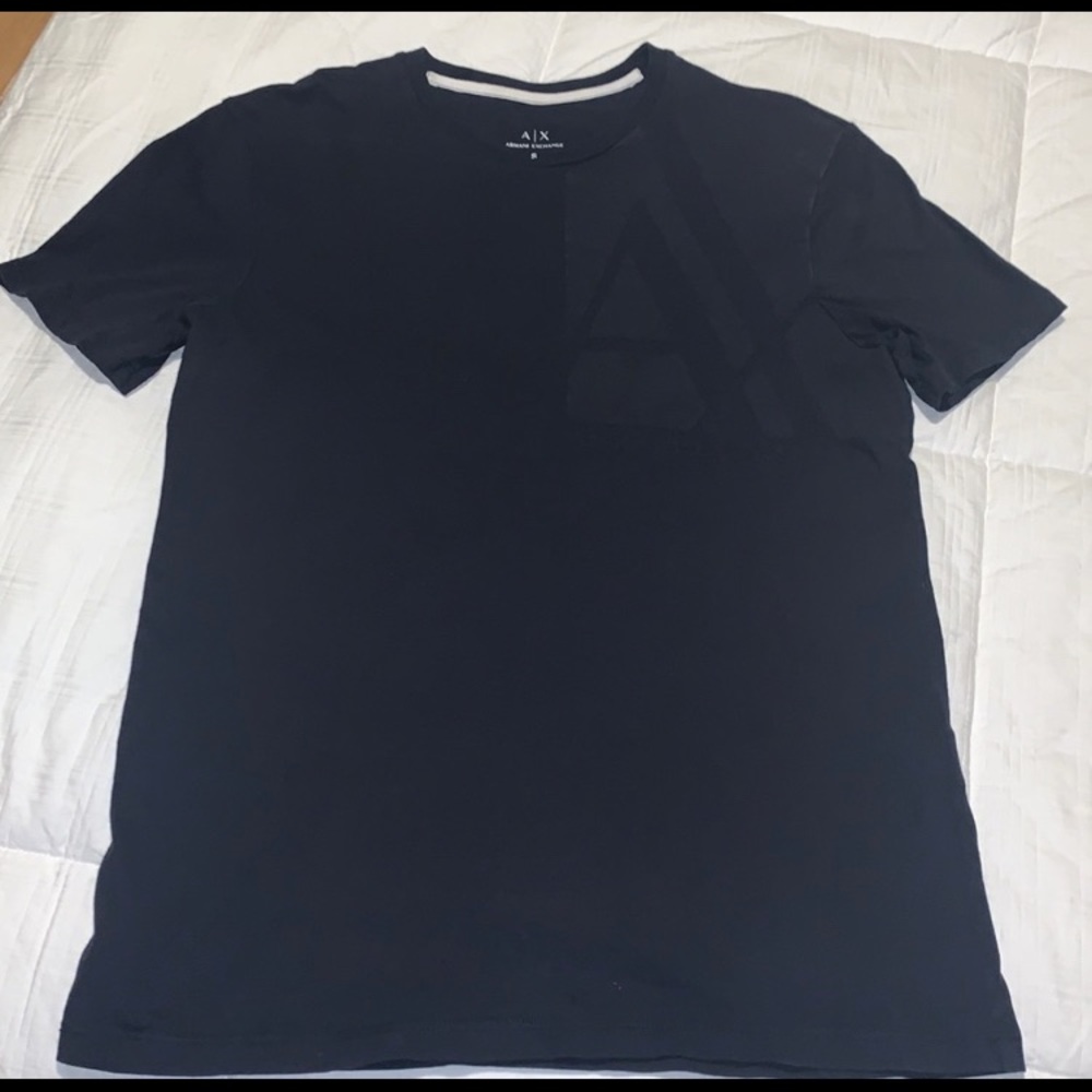 Armani exchange men T-shirt good condition